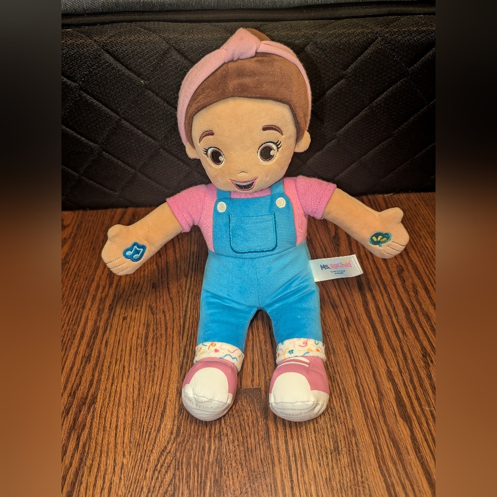 Ms Rachel Doll